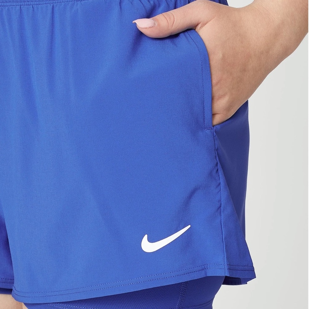 Nike Women's Team 2-in-1 Flex Short - Picture 4 of 11